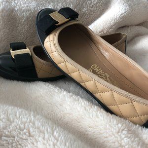 5.5 Women's Ferragamo Flats